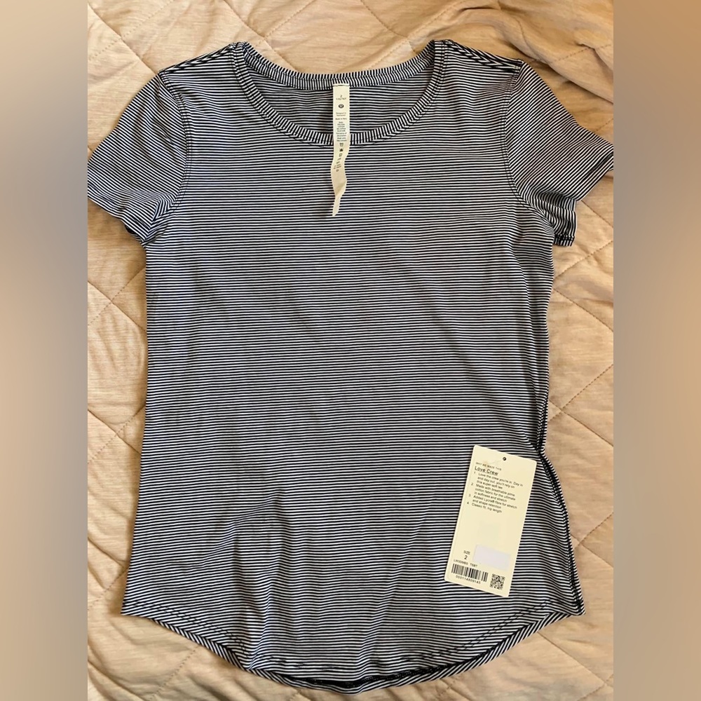 NWT Lululemon Love crew tee